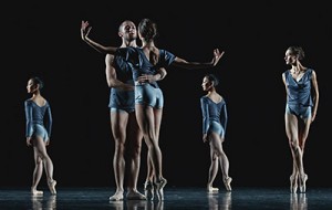 第六届北京师范大学 国际创意舞蹈研讨会 国际舞蹈院校双年展《情感与形式》第二场 摄影@舞蹈中国-刘海栋